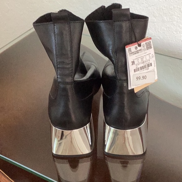 Zara Bootie - Picture 3 of 6